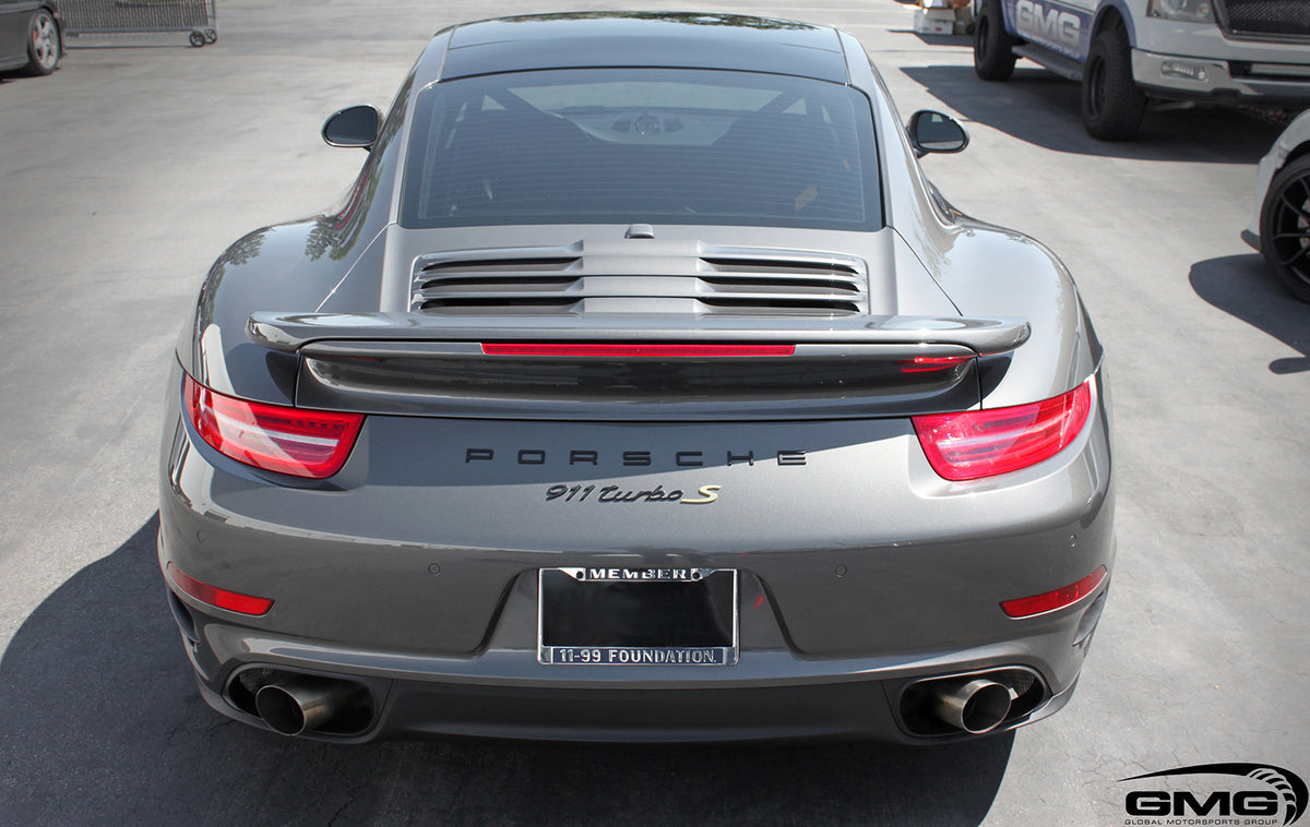 Porsche 991.1 Turbo S (Rollbar and Race Seats)