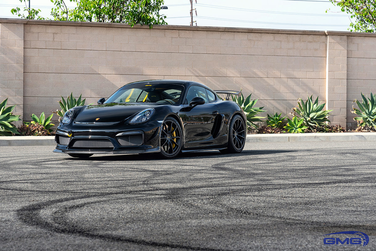 Porsche GT4