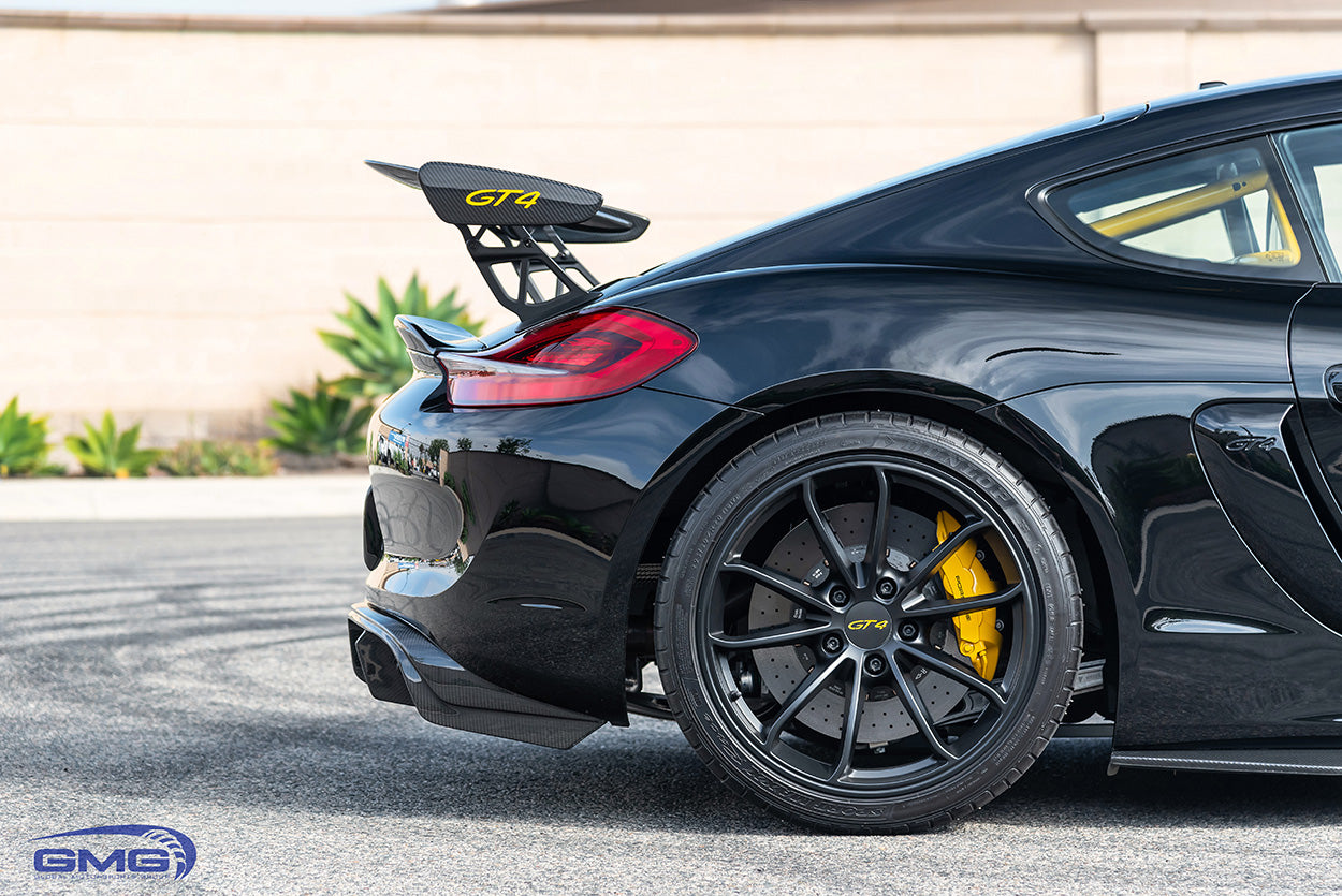 Porsche GT4