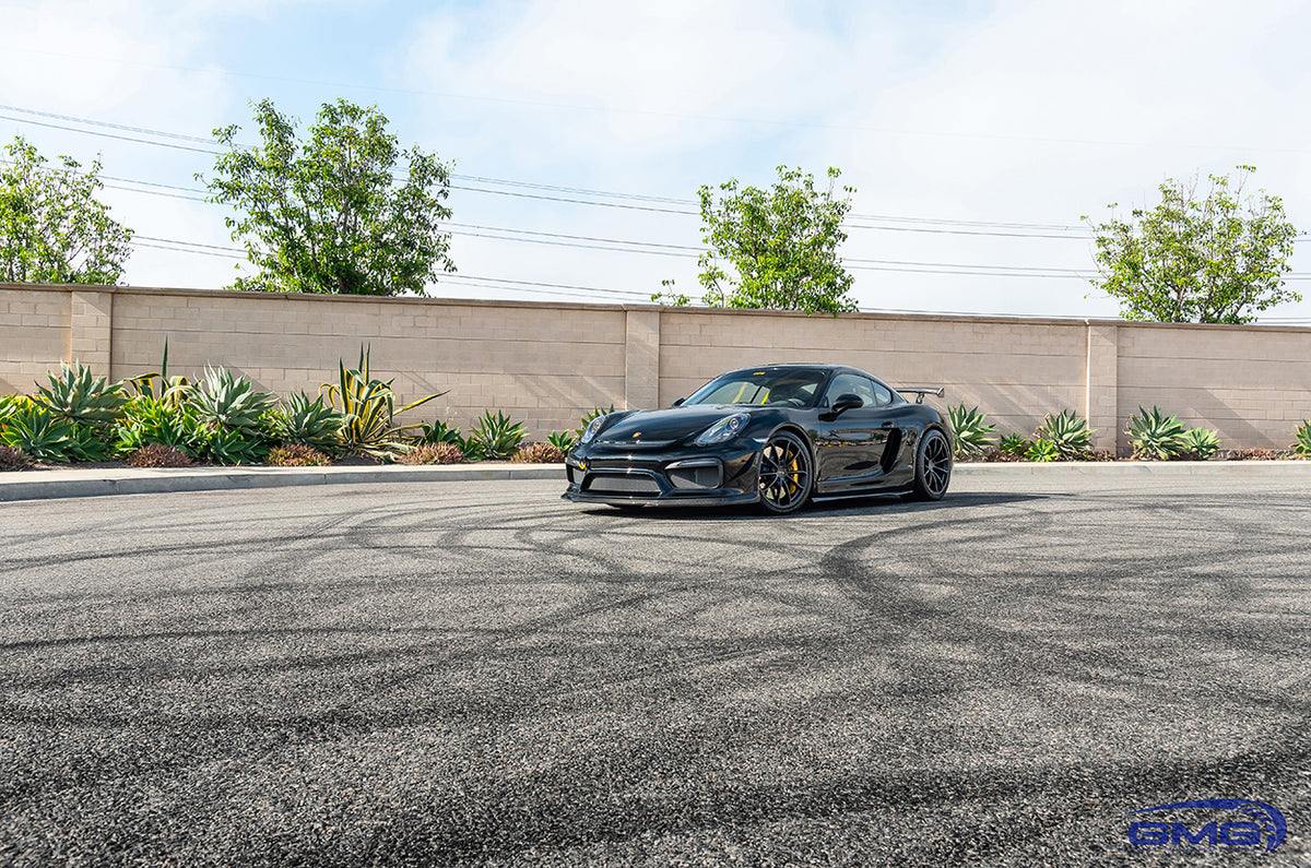 Porsche GT4