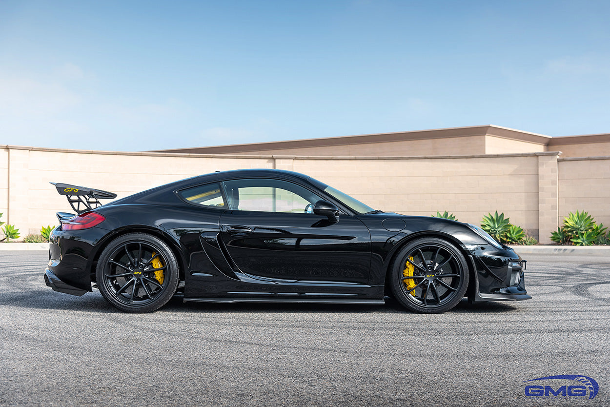 Porsche GT4