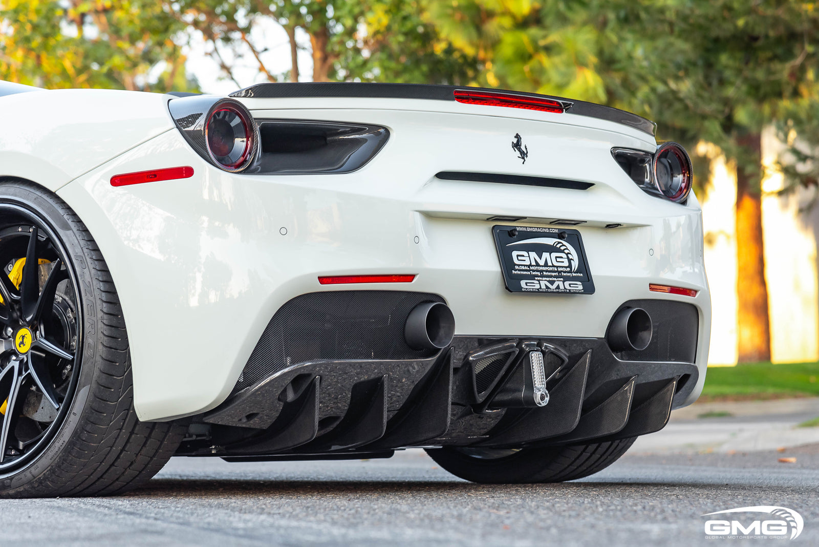 Bianco Avus Ferrari 488 Spider