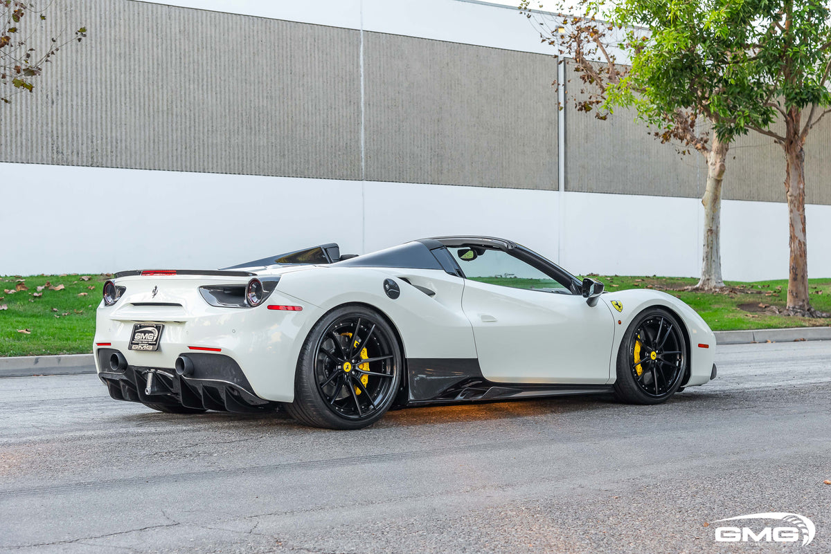 Bianco Avus Ferrari 488 Spider