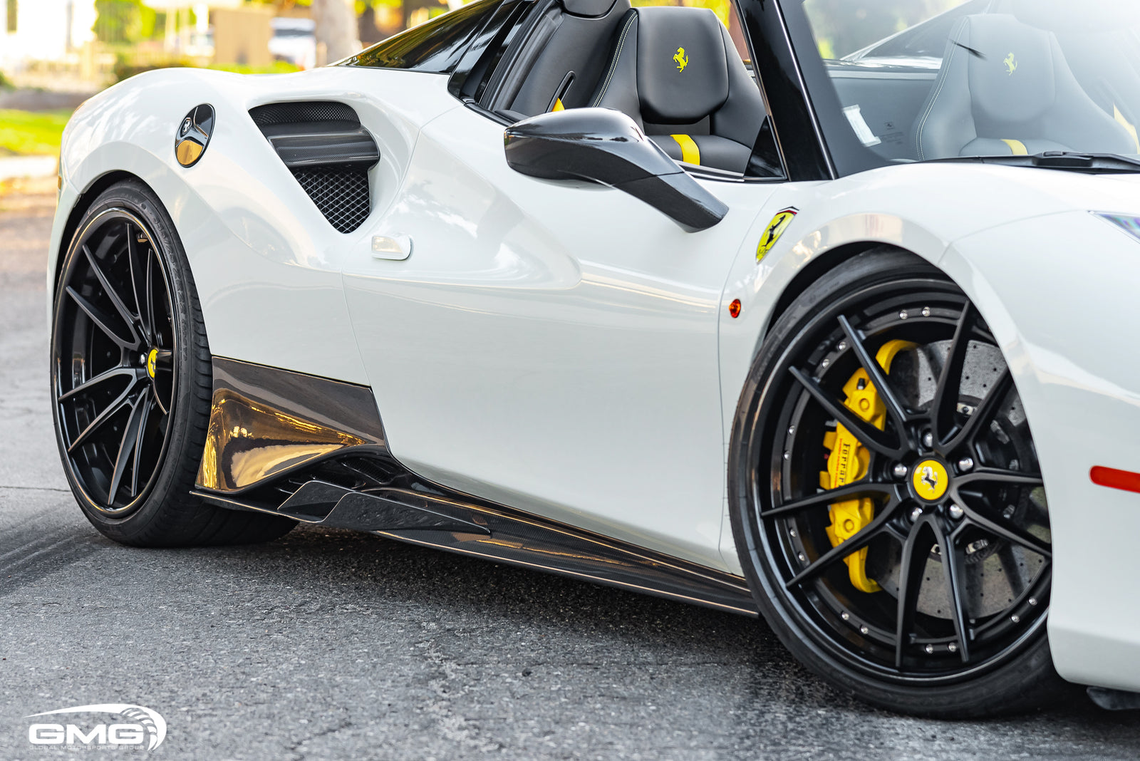 Bianco Avus Ferrari 488 Spider