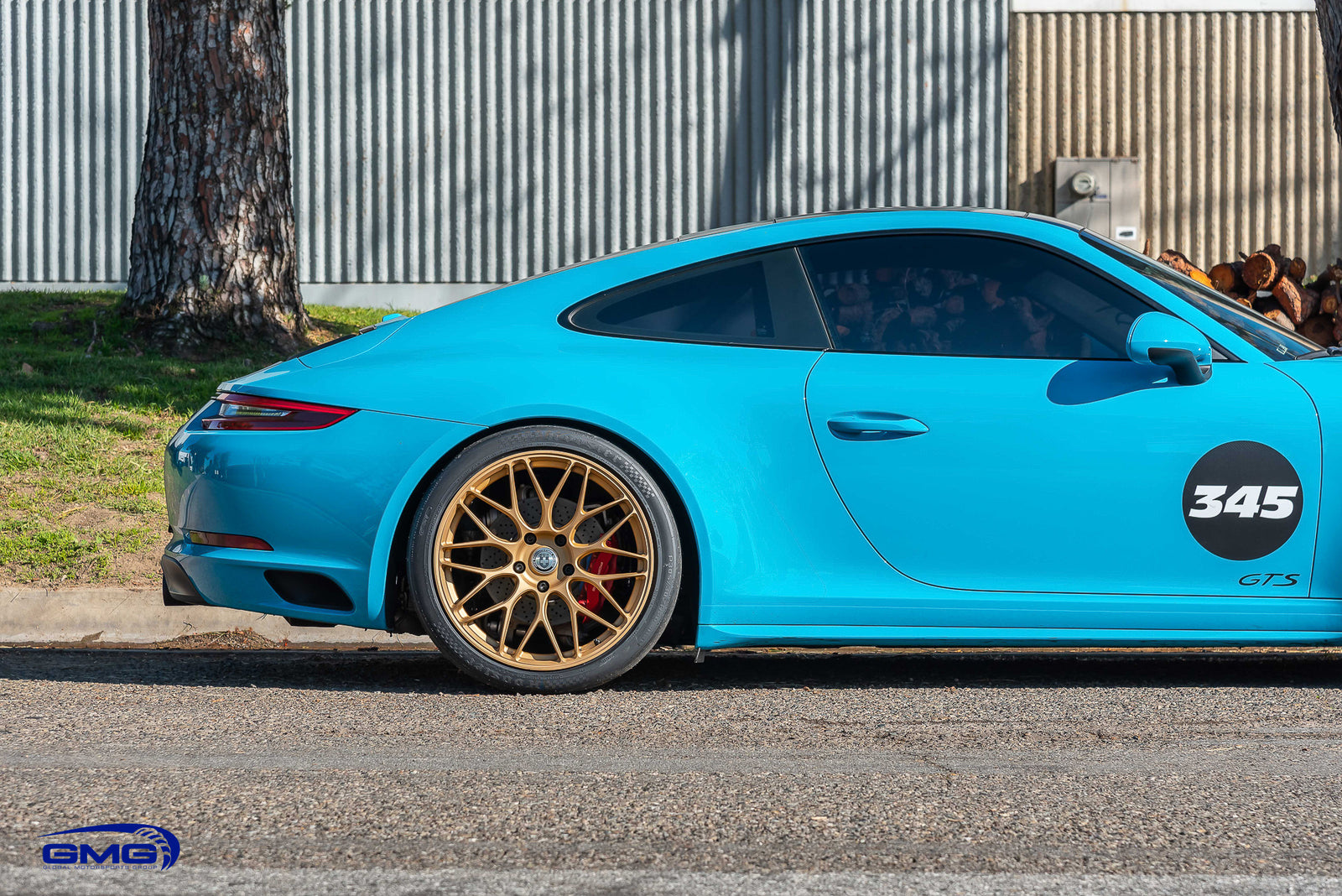 Miami Blue Porsche 991.2 911 Carrera GTS