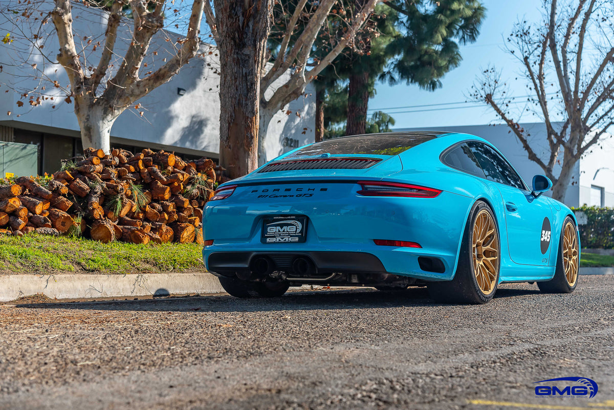 Miami Blue Porsche 991.2 911 Carrera GTS