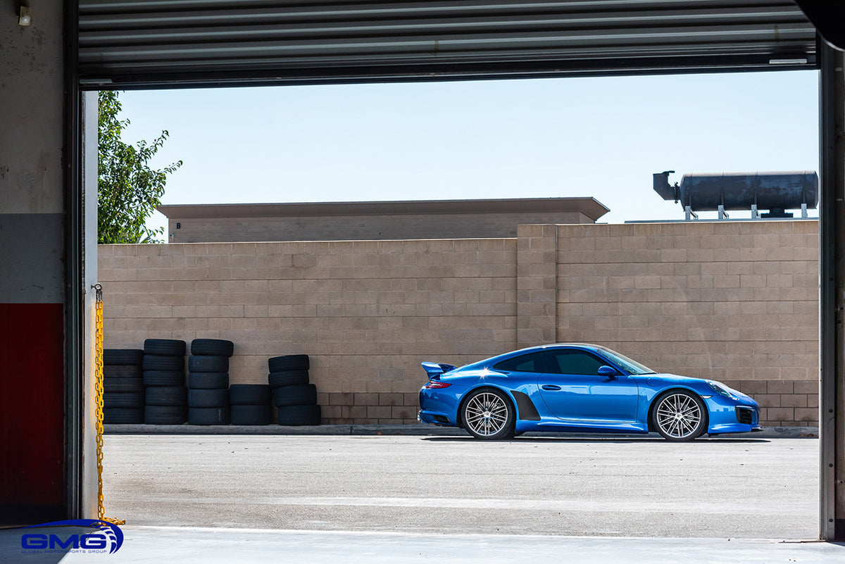 Sapphire Blue Metallic Porsche 991.2 Carrera (Techart)
