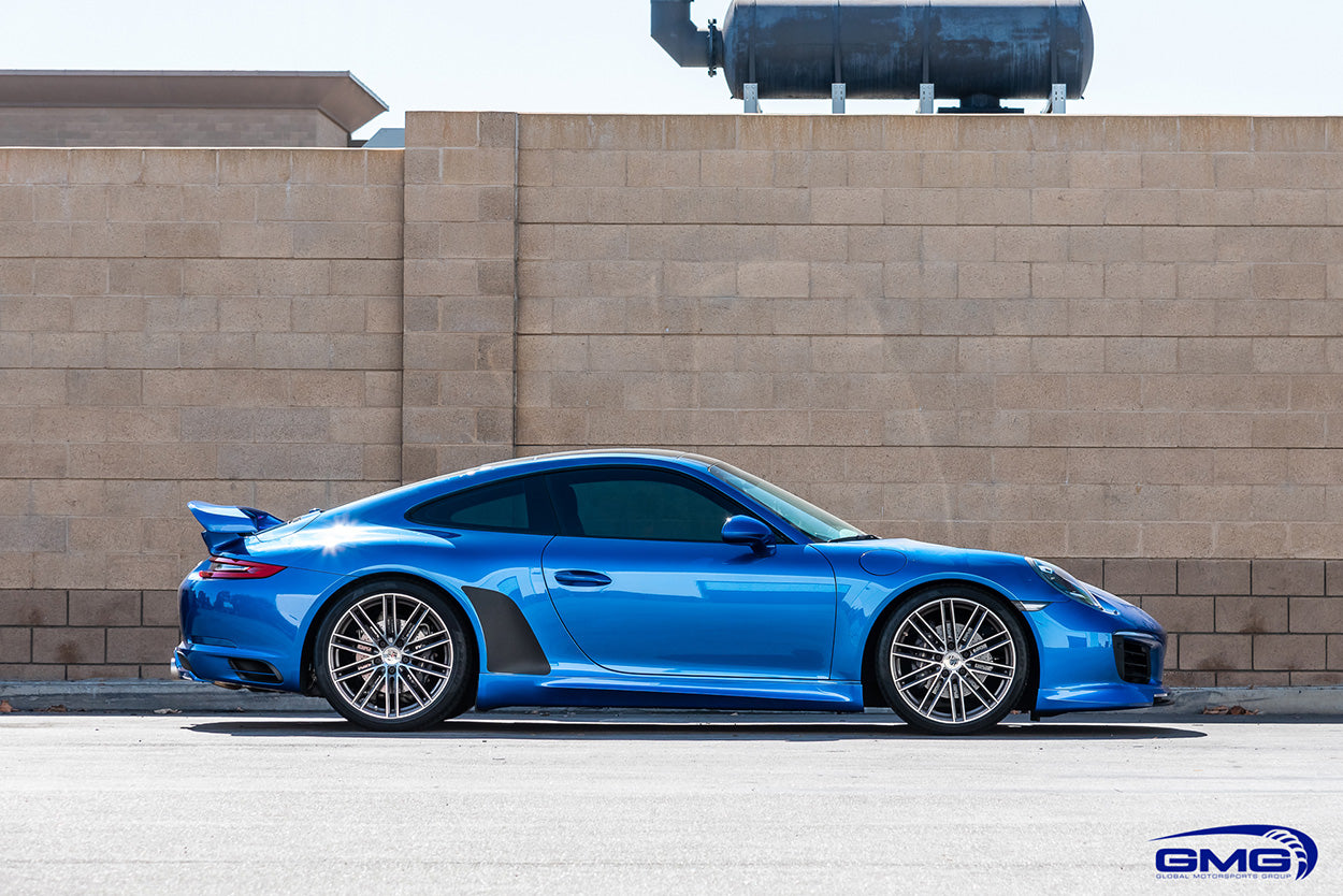 Sapphire Blue Metallic Porsche 991.2 Carrera (Techart)