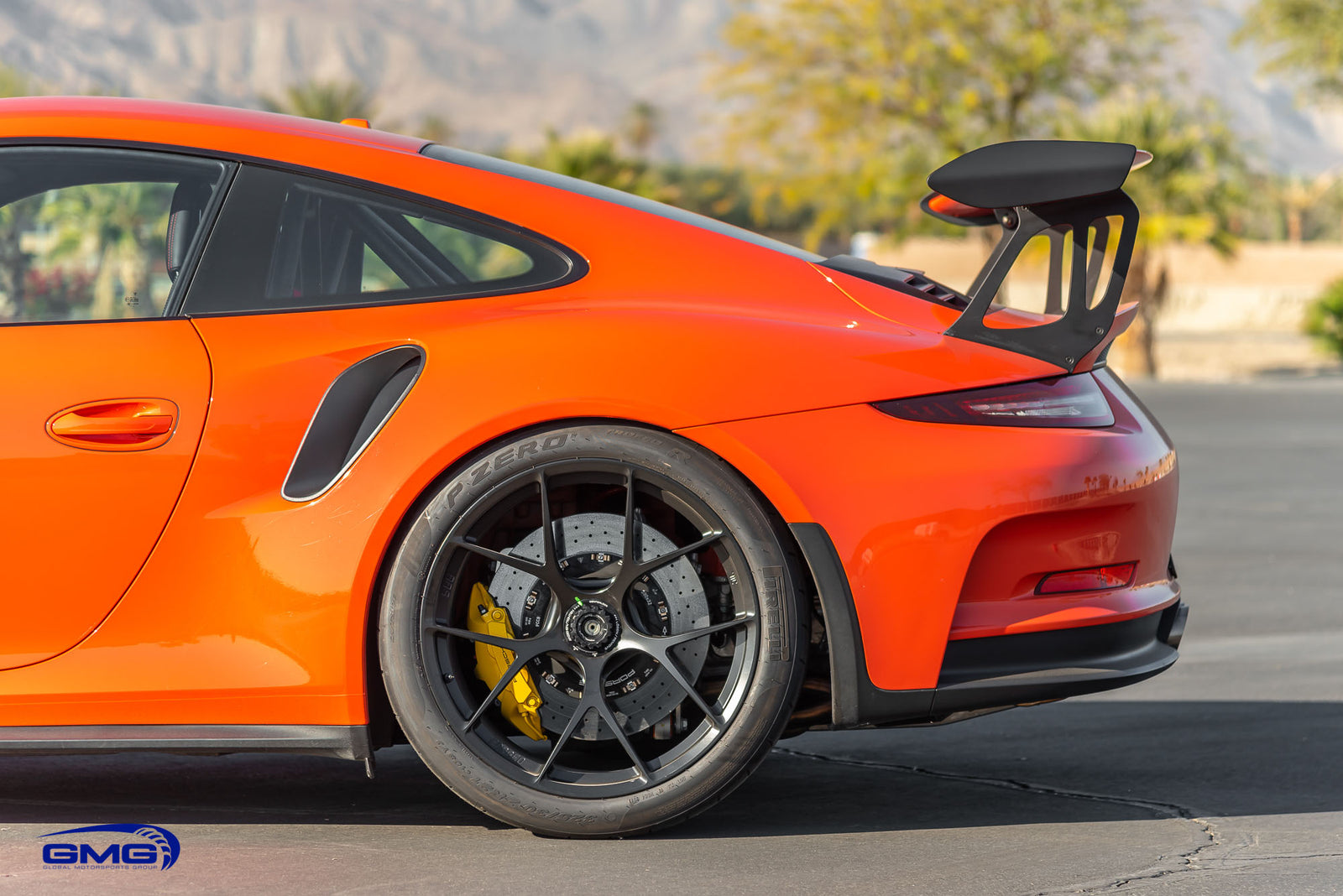 Lava Orange Porsche 991.1 GT3 RS