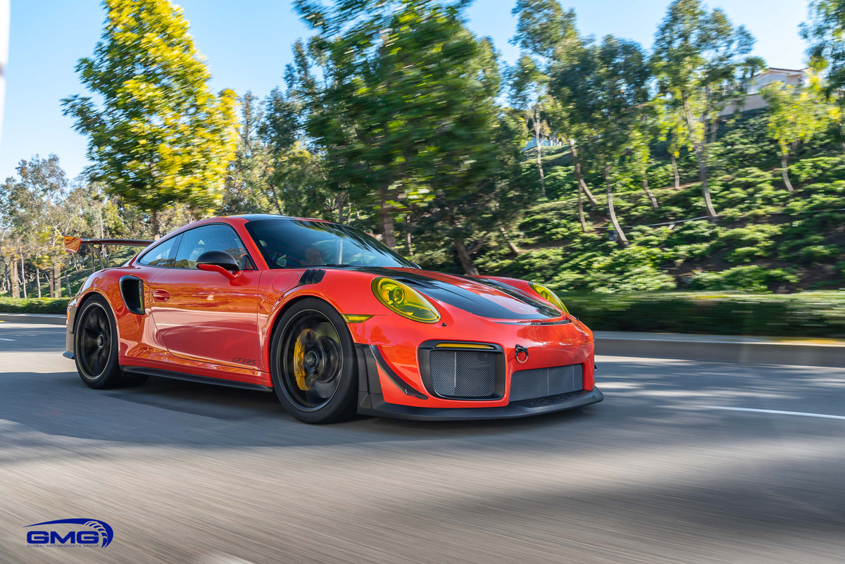 Lava Orange Porsche 991 GT2 RS