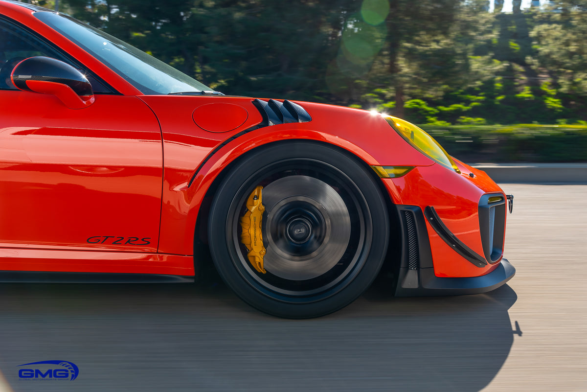 Lava Orange Porsche 991 GT2 RS