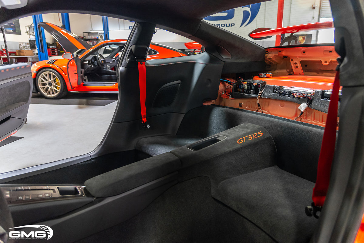 Lava Orange Porsche 991.1 GT3 RS