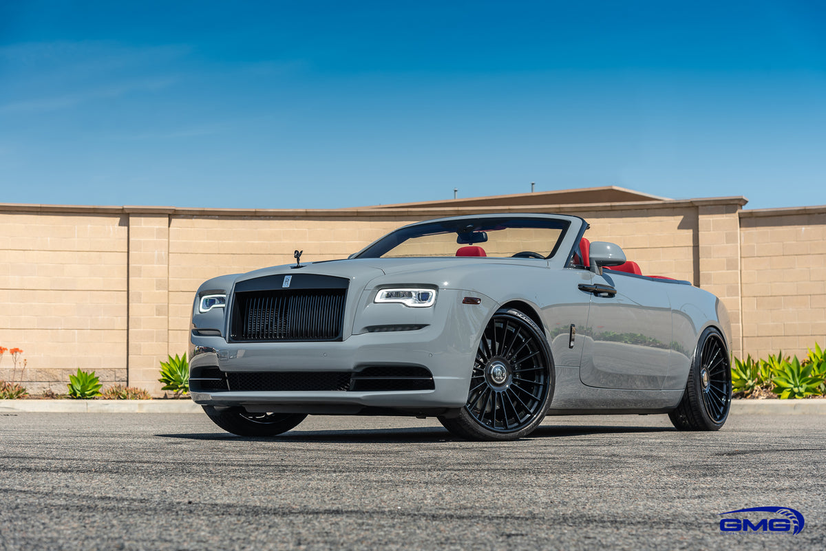 Burnout Grey Rolls-Royce Dawn