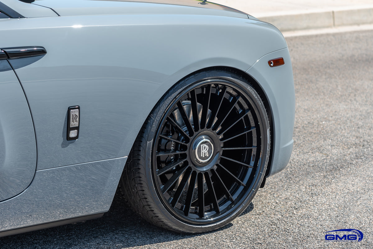 Burnout Grey Rolls-Royce Dawn
