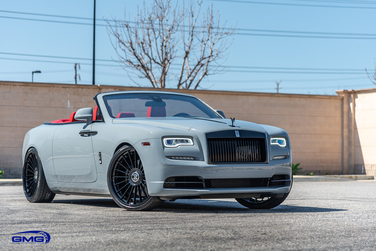 Burnout Grey Rolls-Royce Dawn