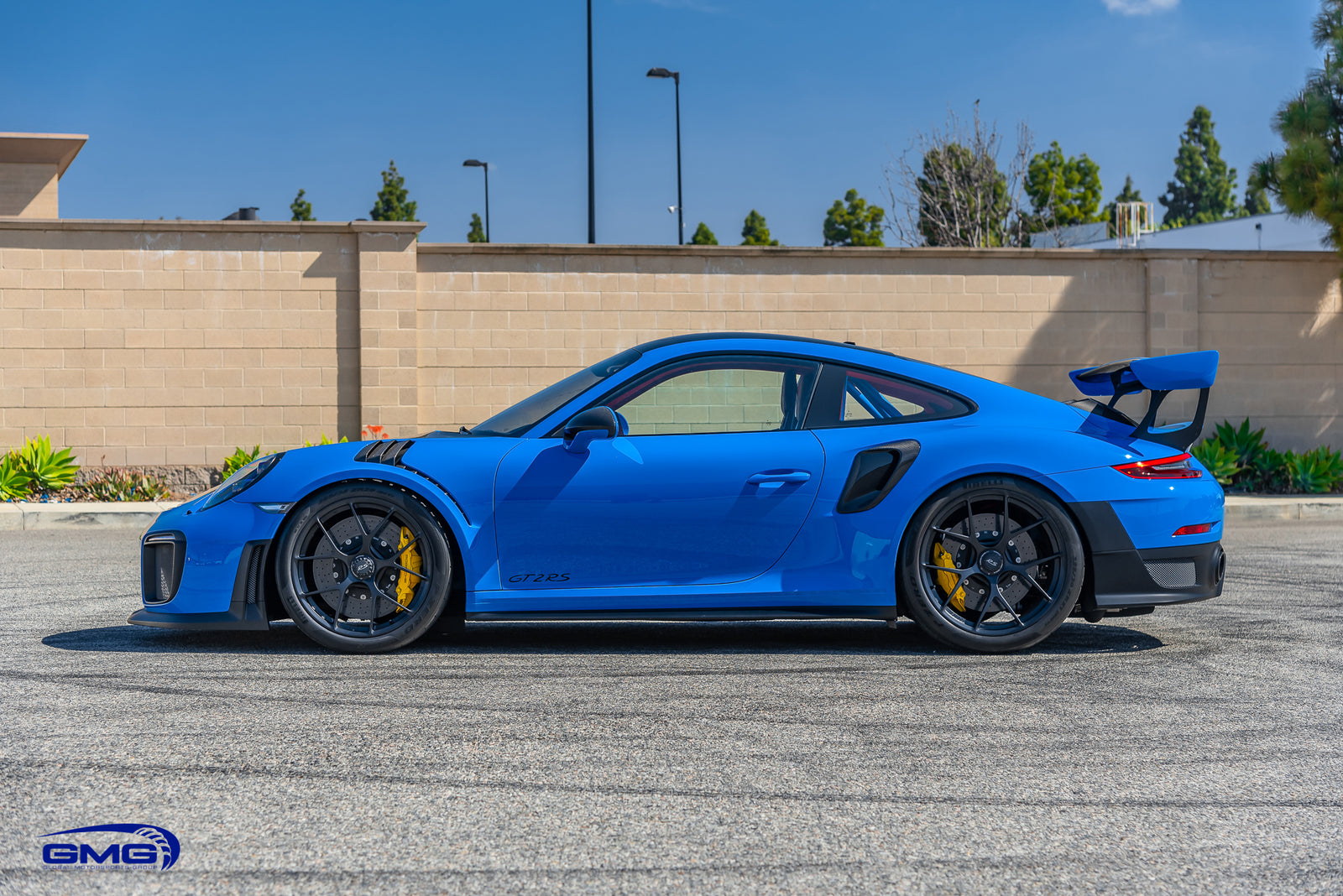 Voodoo Blue Porsche 991 GT2 RS