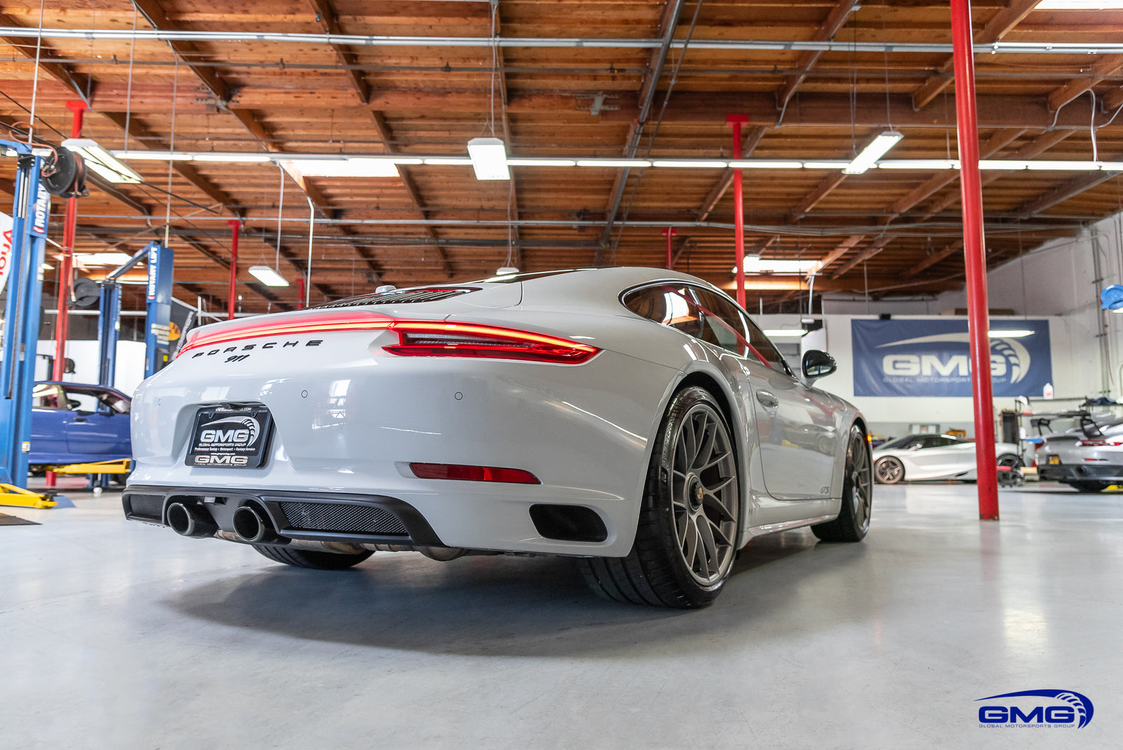 Porsche 991.2 Carrera GTS