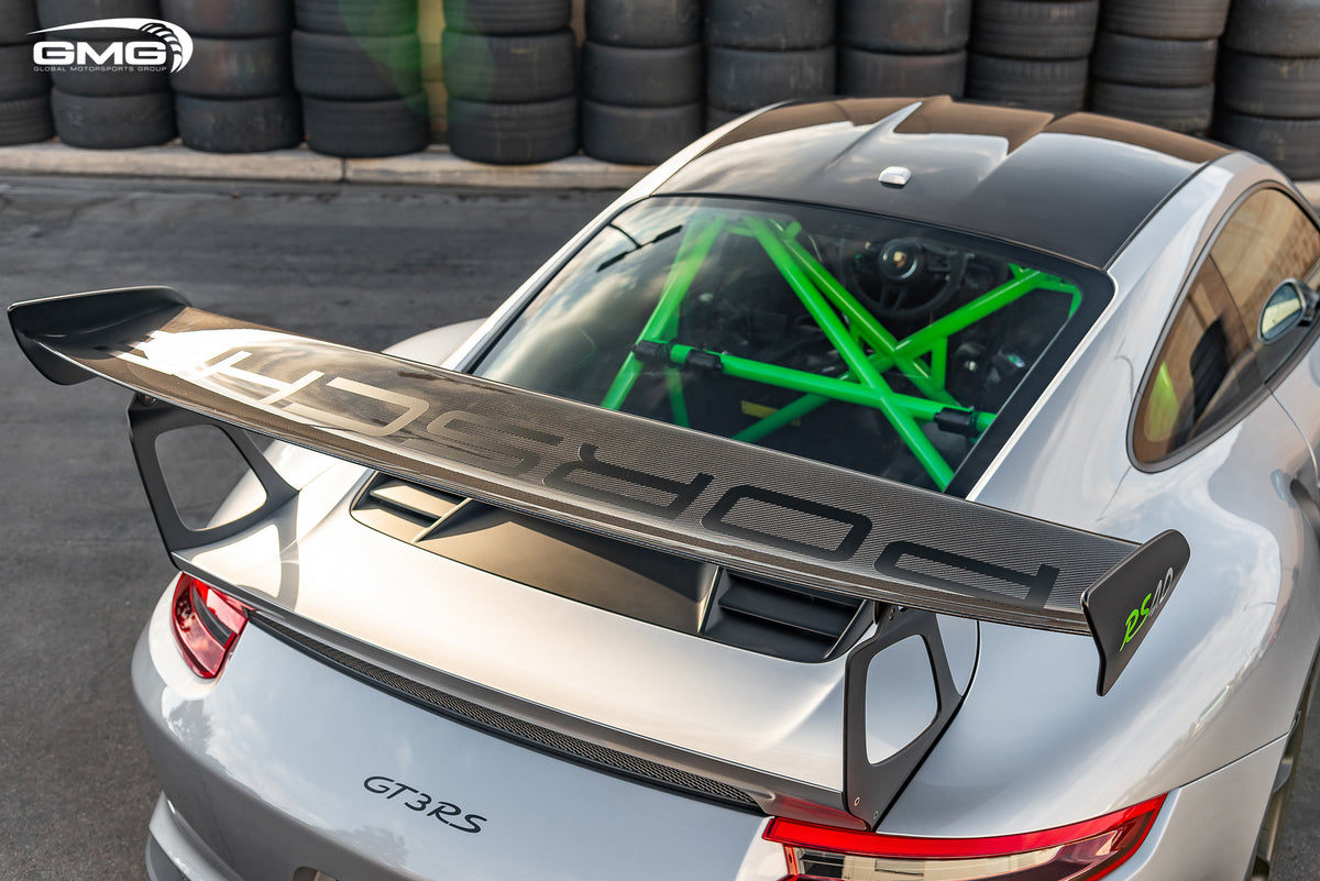 Silver Porsche 991.2 GT3 RS