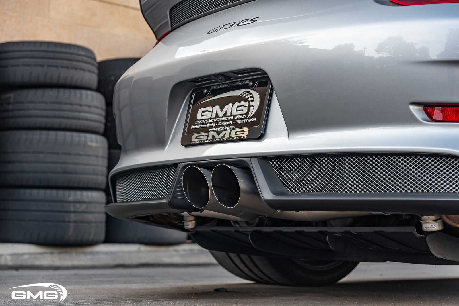 Silver Porsche 991.2 GT3 RS