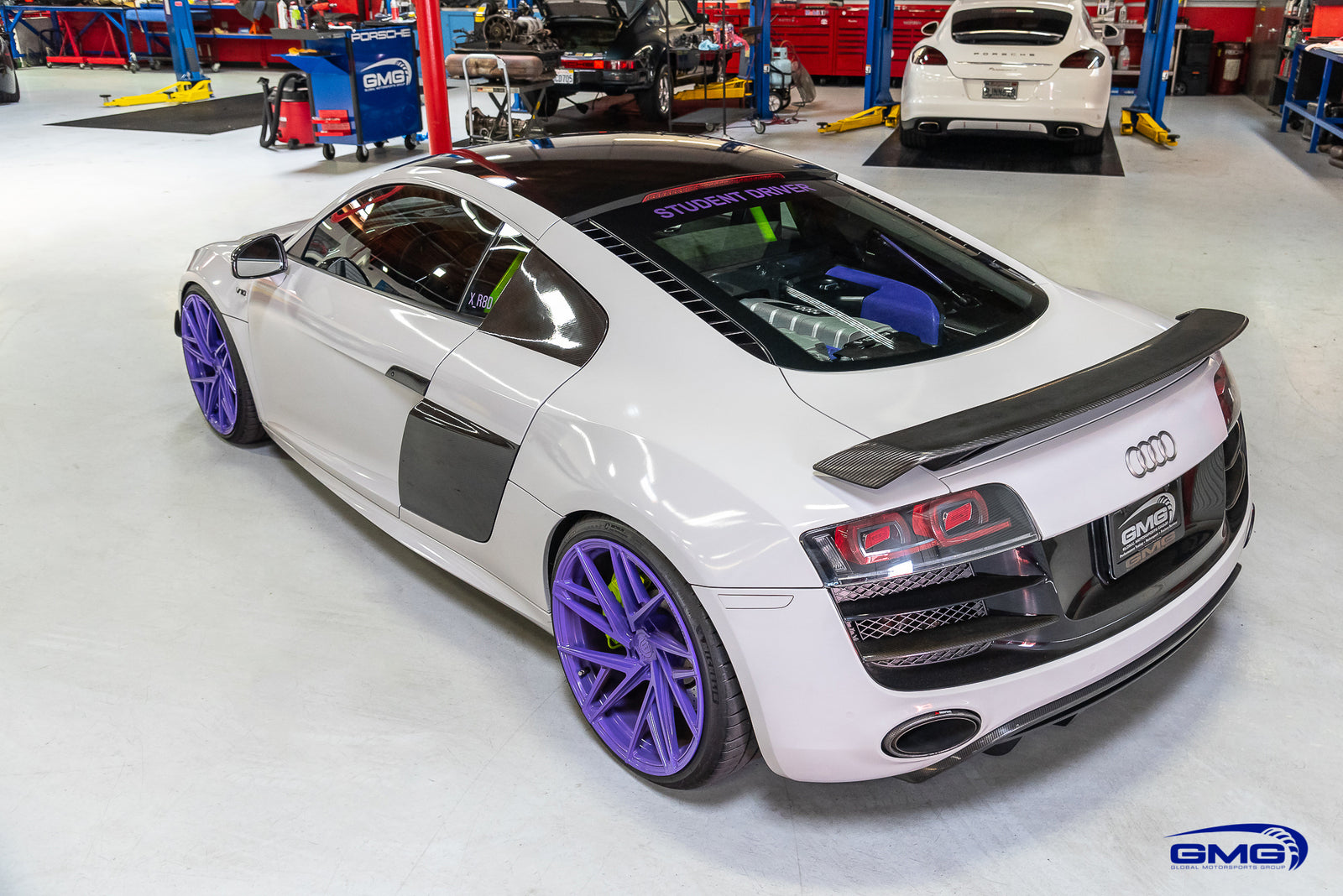 Audi R8