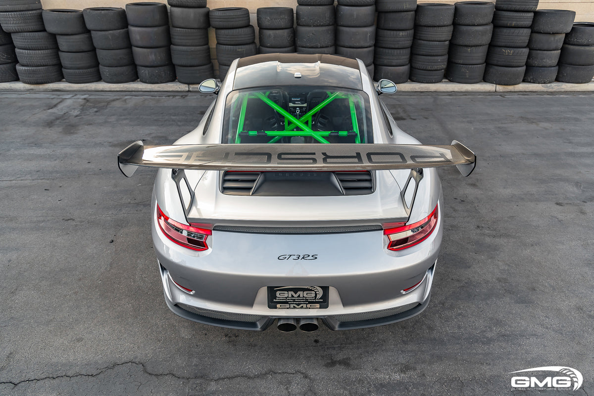 Silver Porsche 991.2 GT3 RS