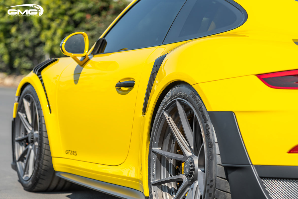 Racing Yellow Porsche 991 GT2 RS