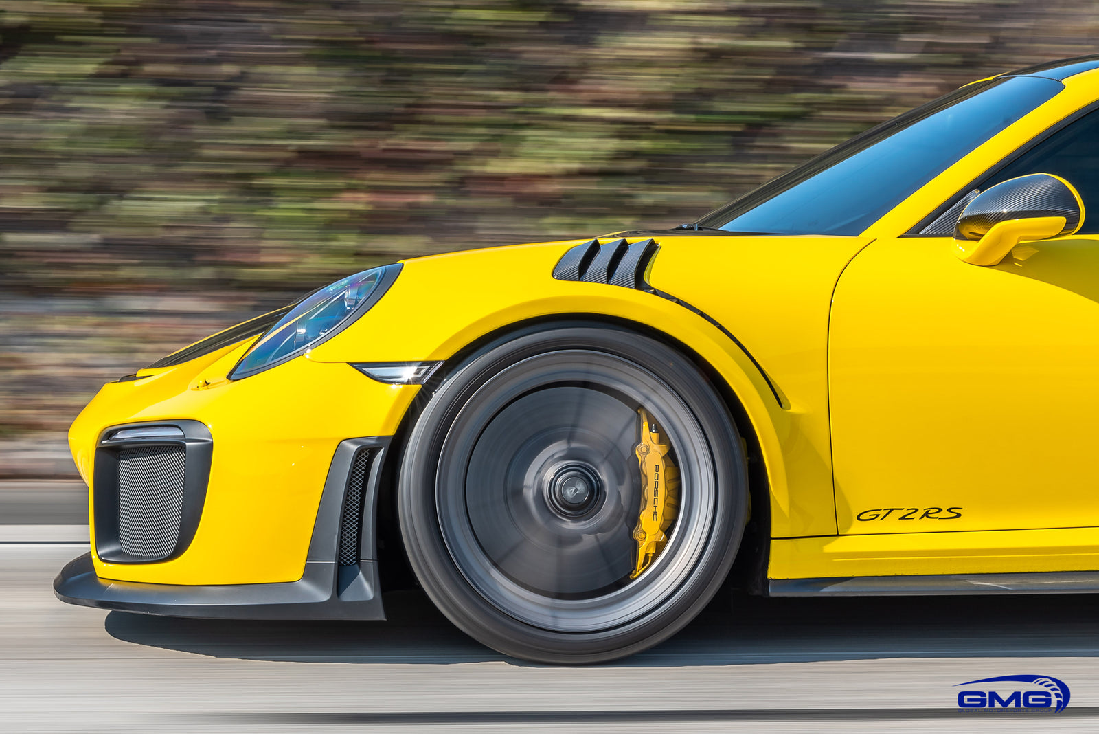 Racing Yellow Porsche 991 GT2 RS