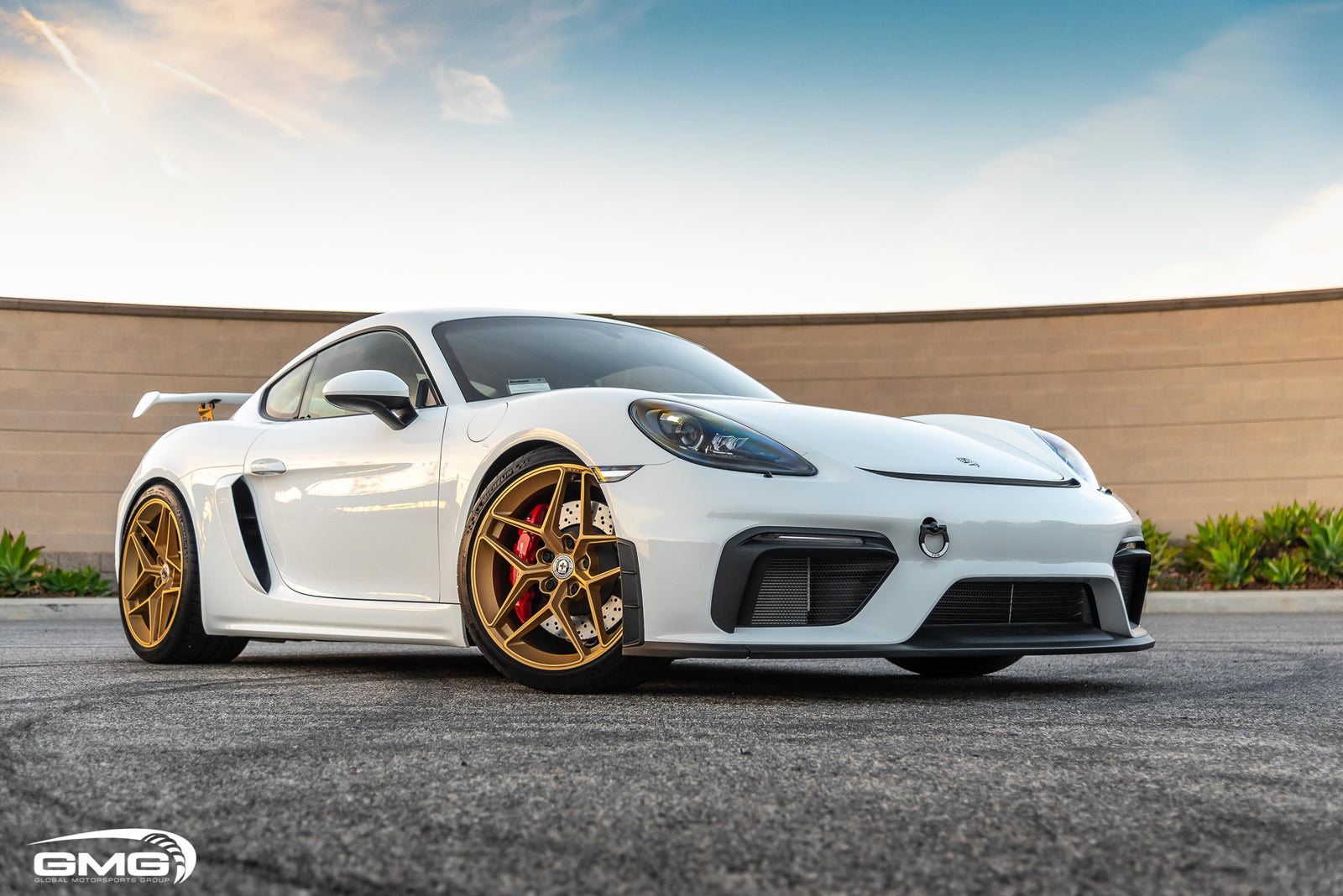 Porsche 718 Cayman GT4