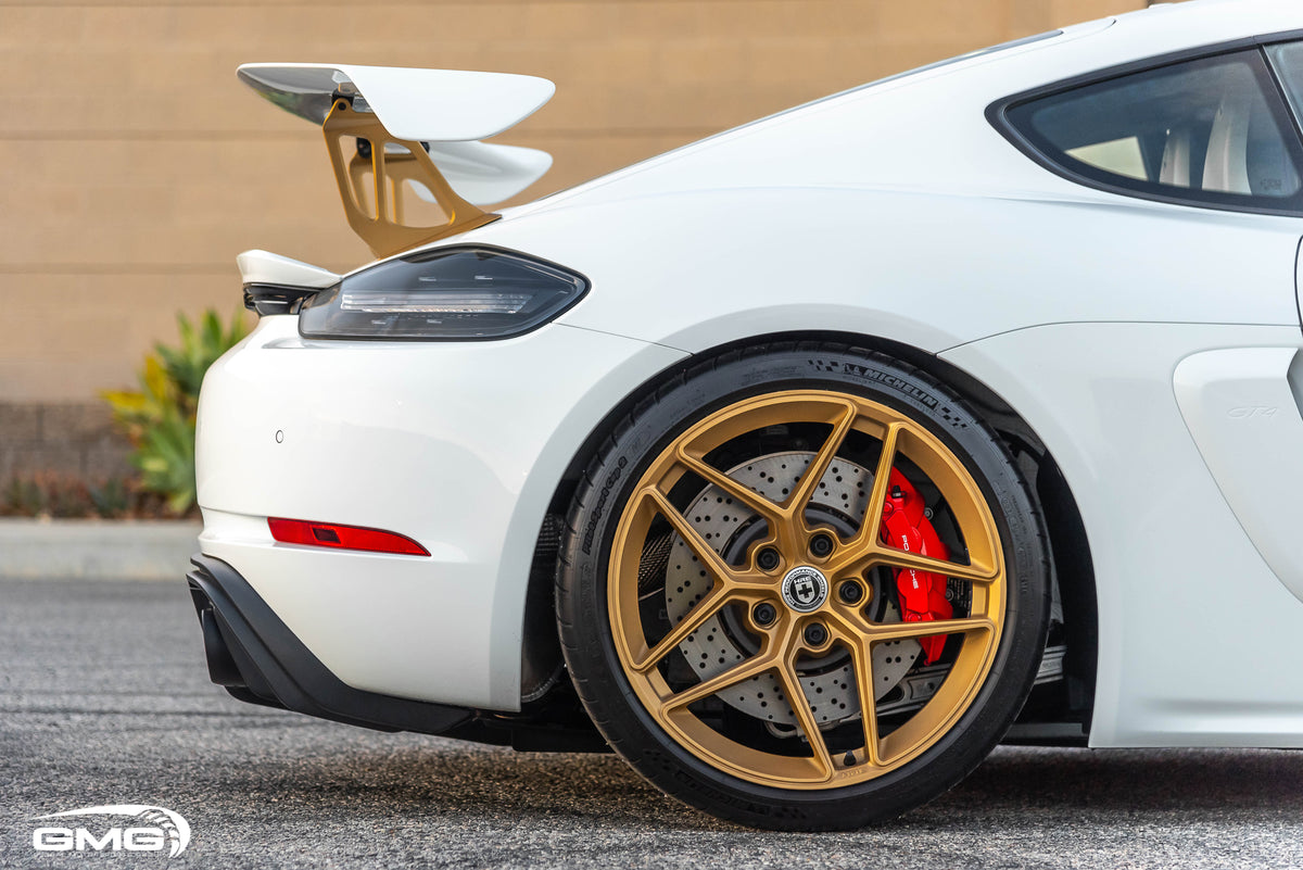 Porsche 718 Cayman GT4