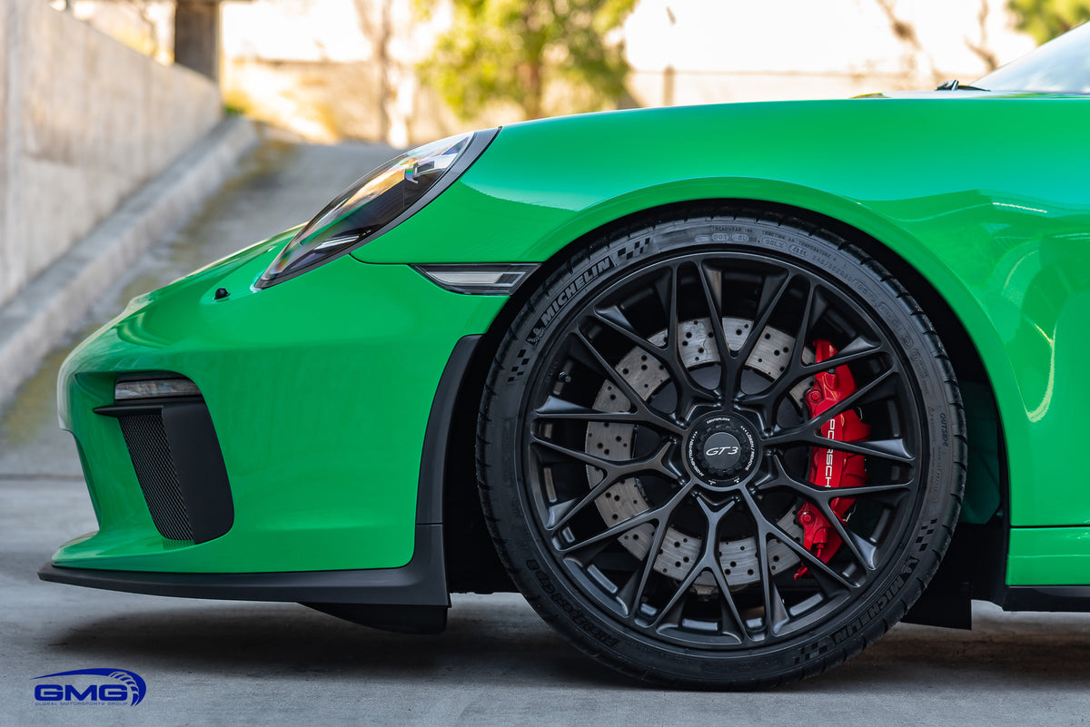 Signal Green Porsche 991.2 GT3