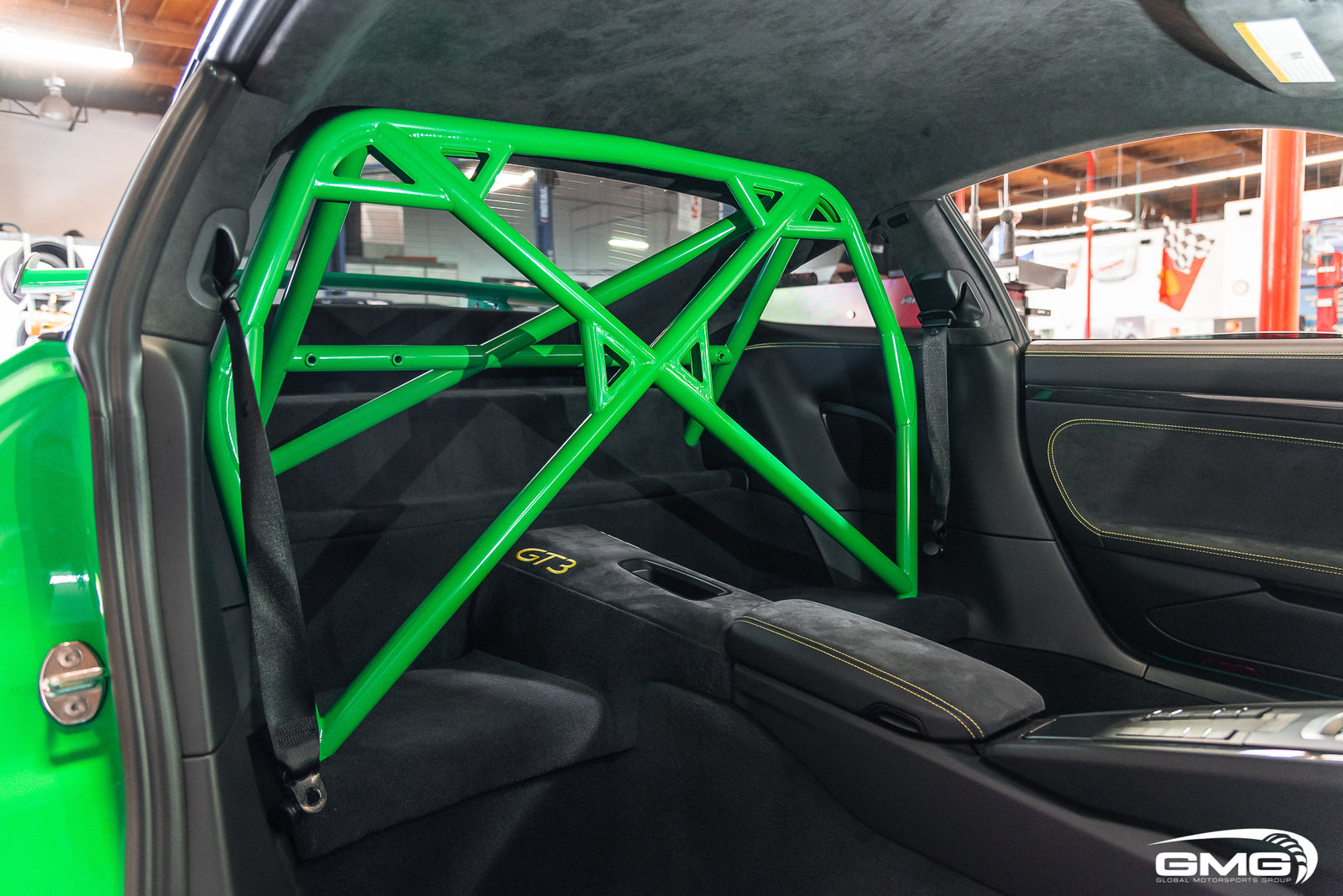 Signal Green Porsche 991.2 GT3