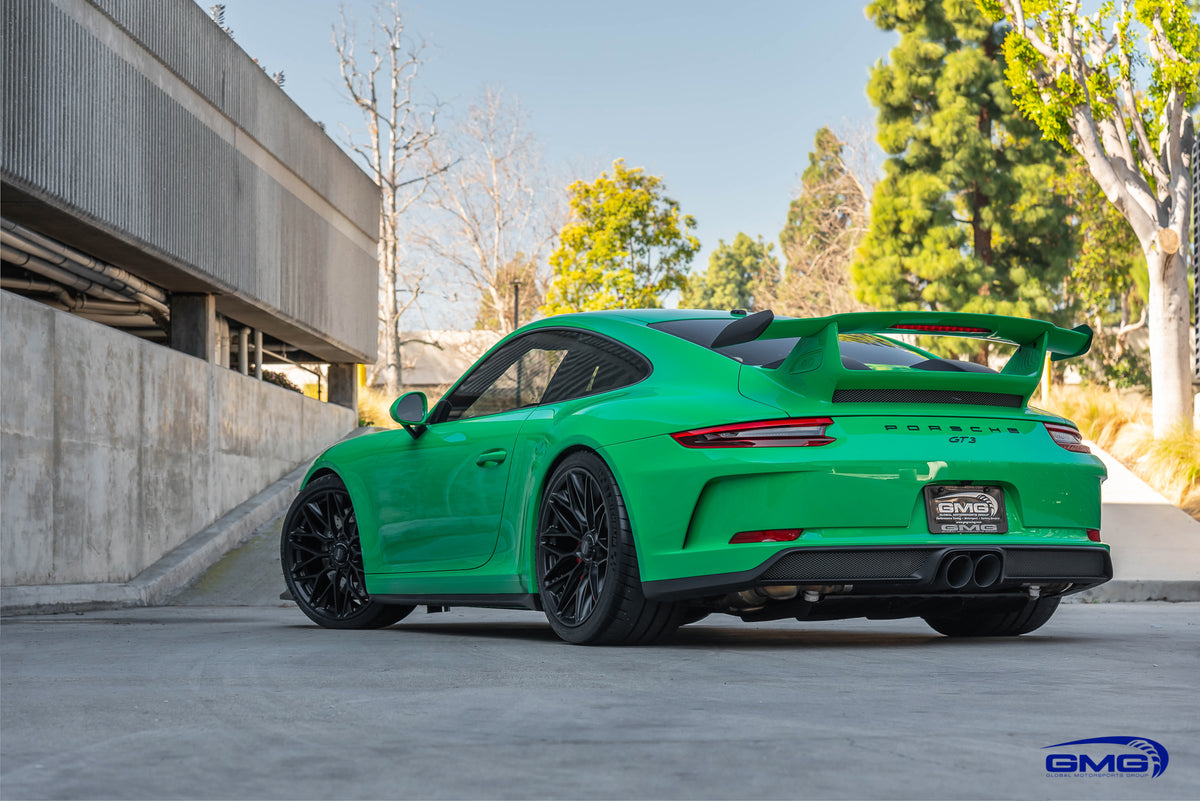 Signal Green Porsche 991.2 GT3