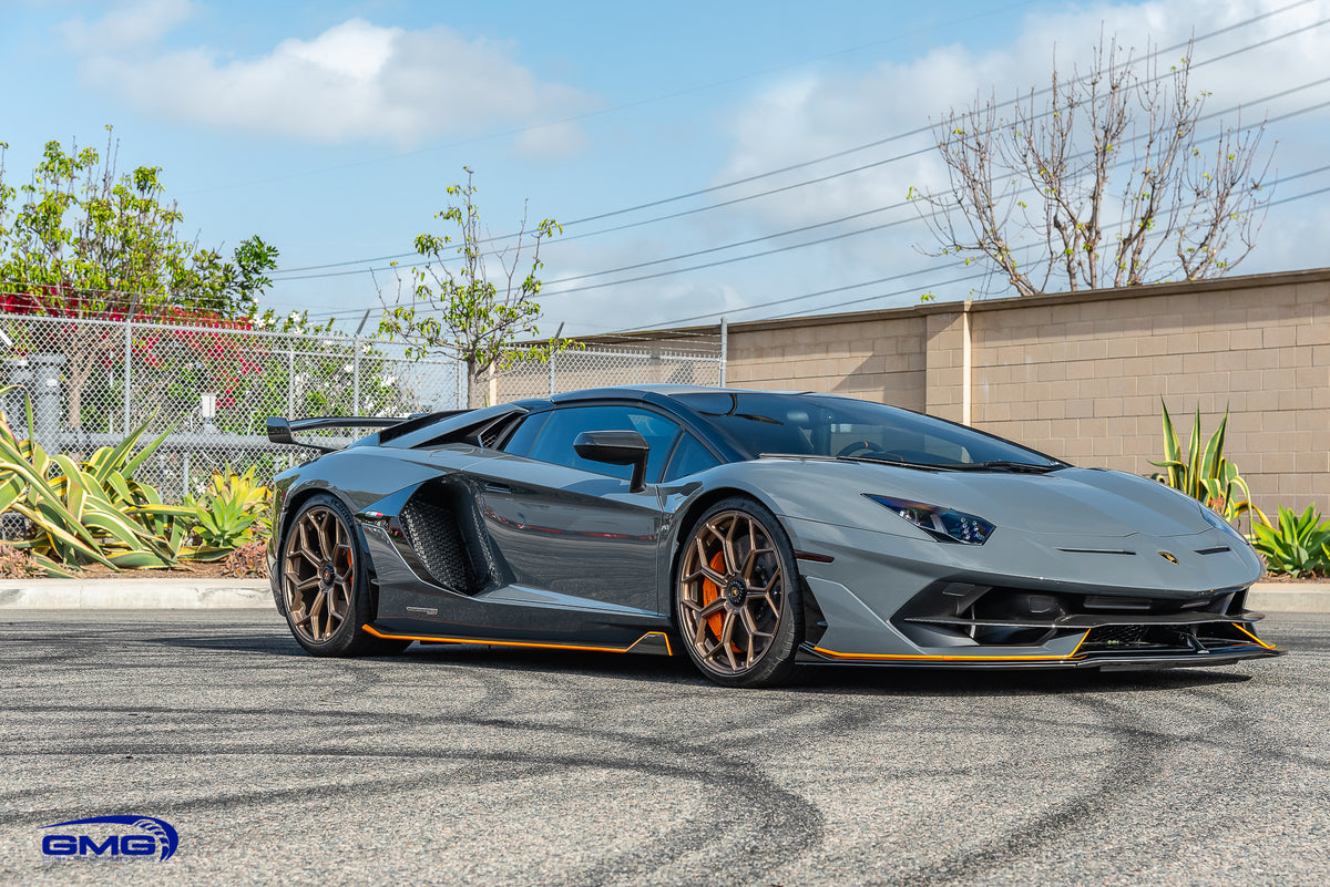 Grigio Telesto Lamborghini Aventador SVJ
