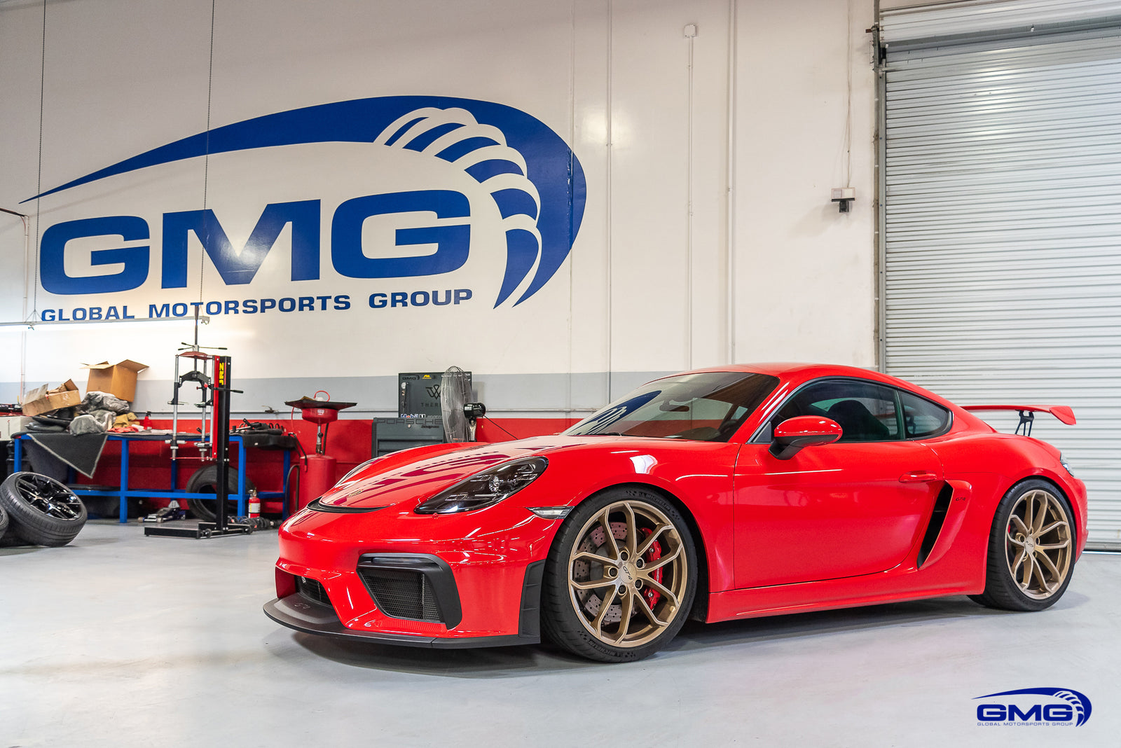 Porsche 718 Cayman GT4
