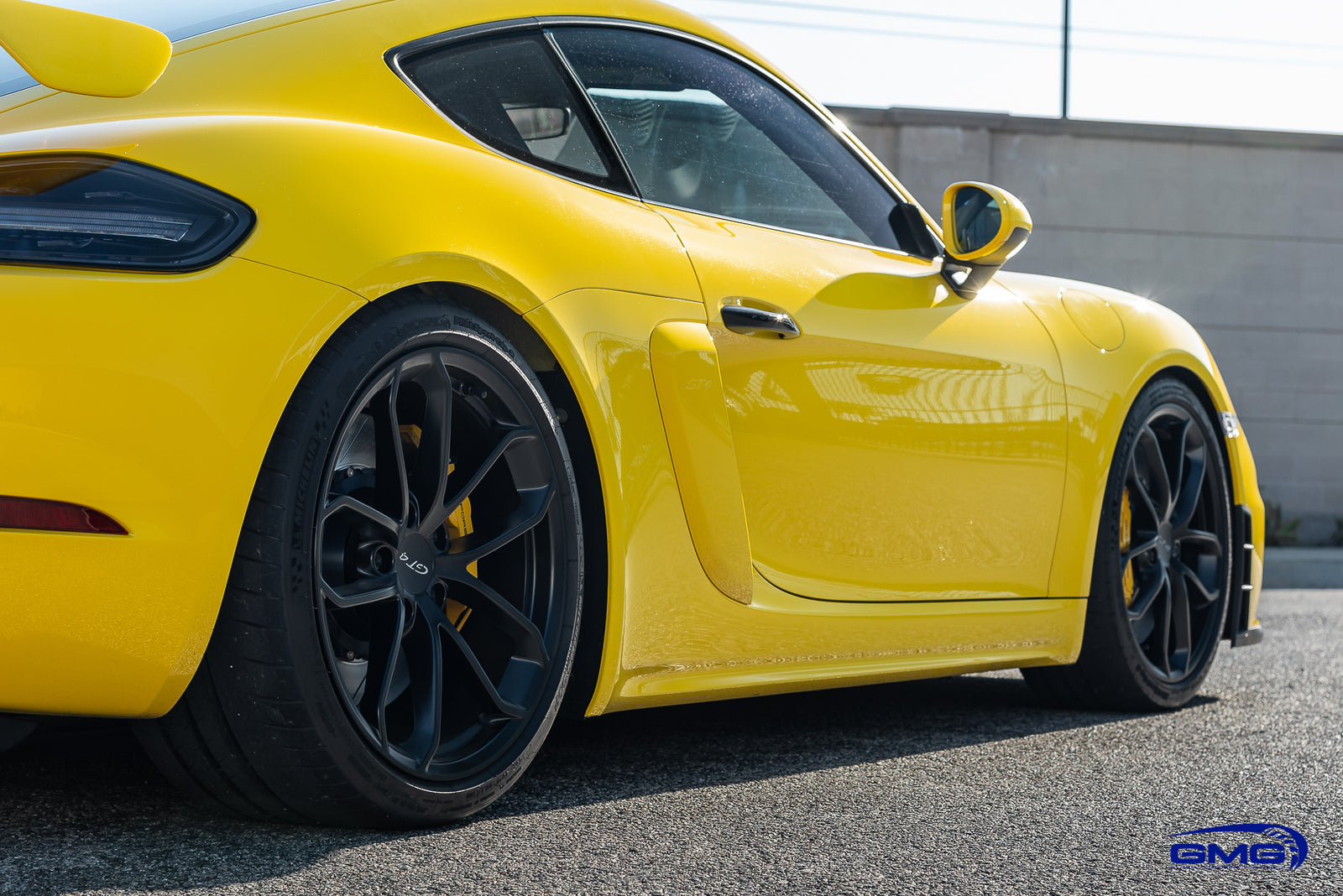 Porsche 718 Cayman GT4