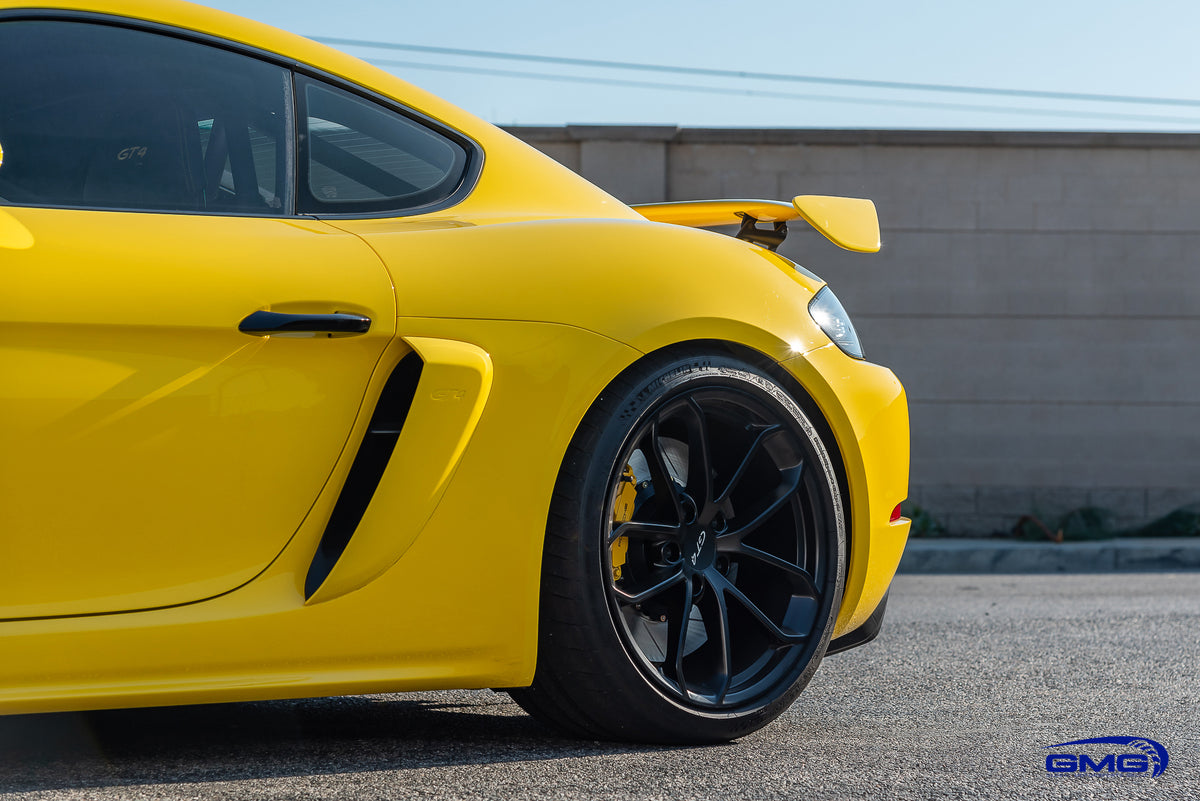 Porsche 718 Cayman GT4