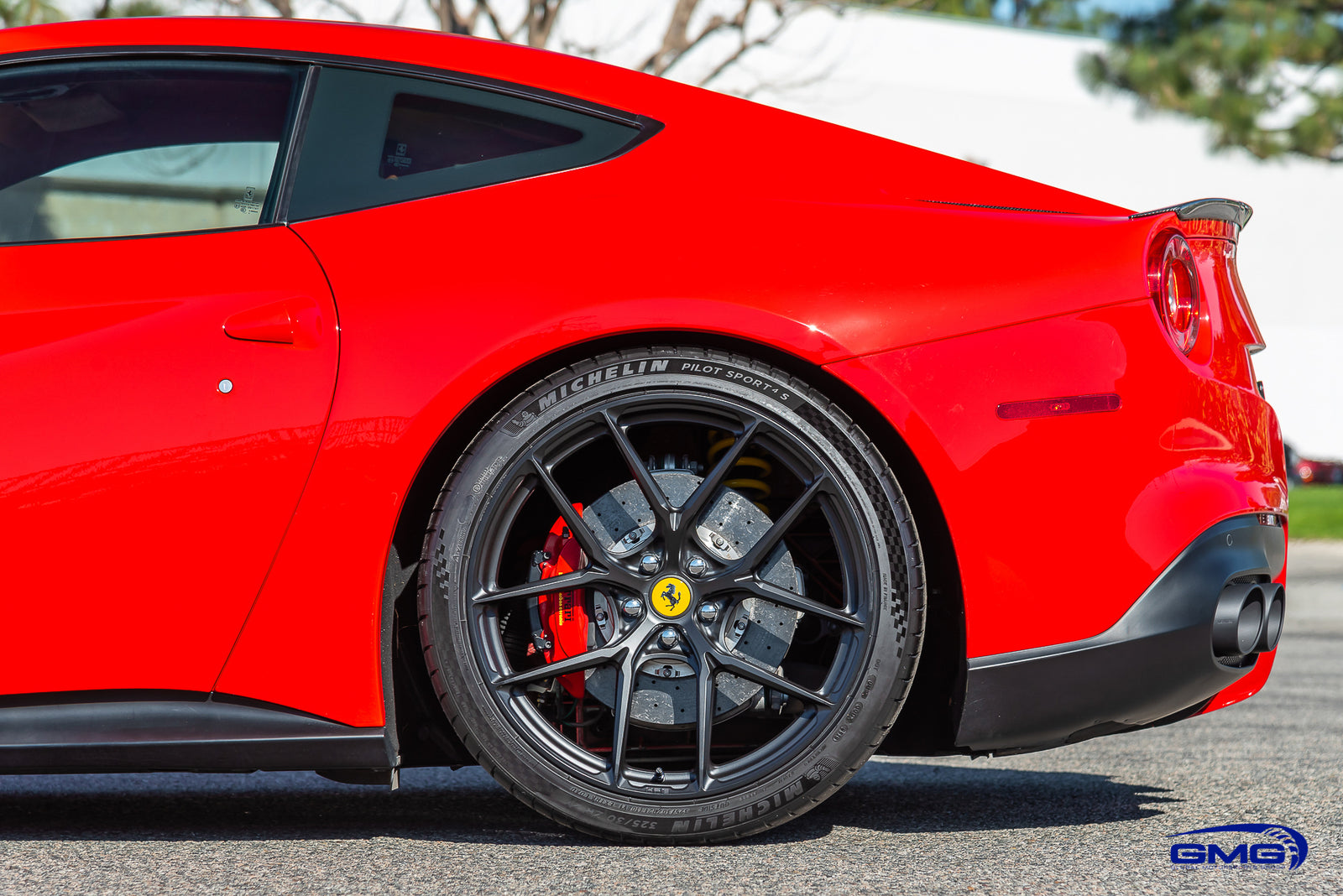 Ferrari F12