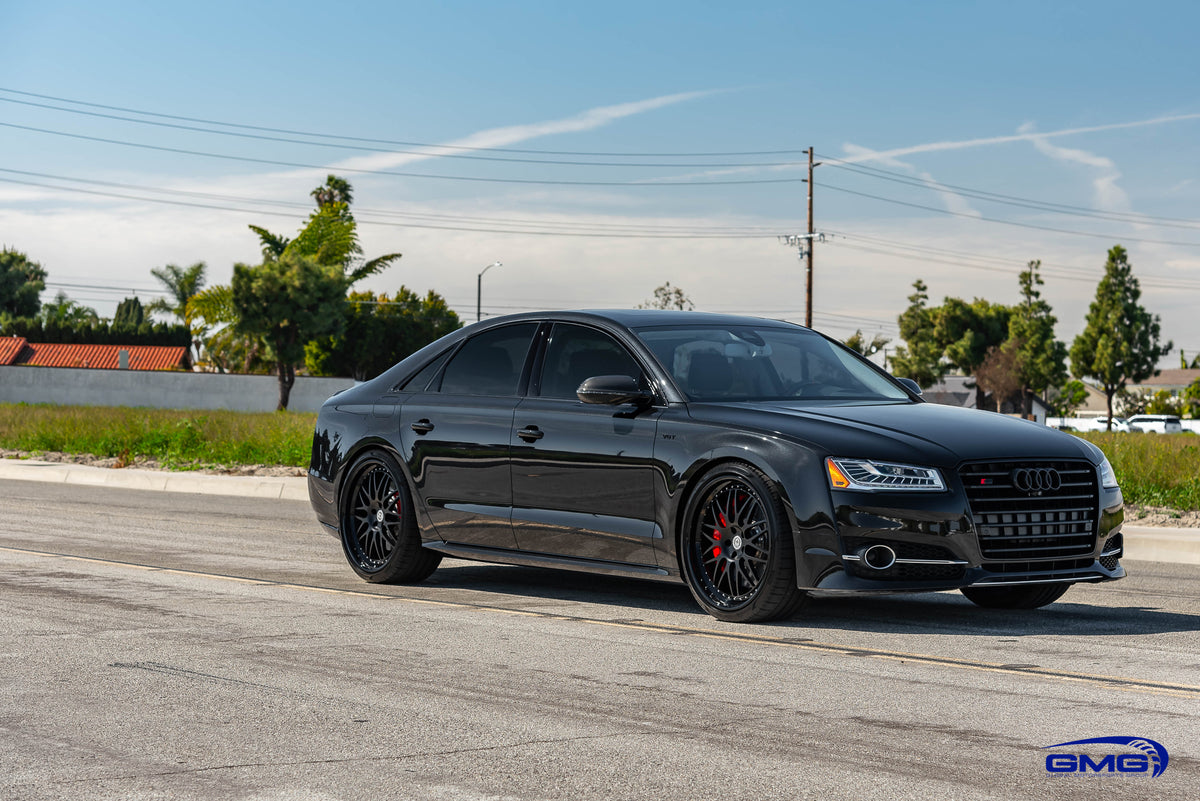 Audi S8