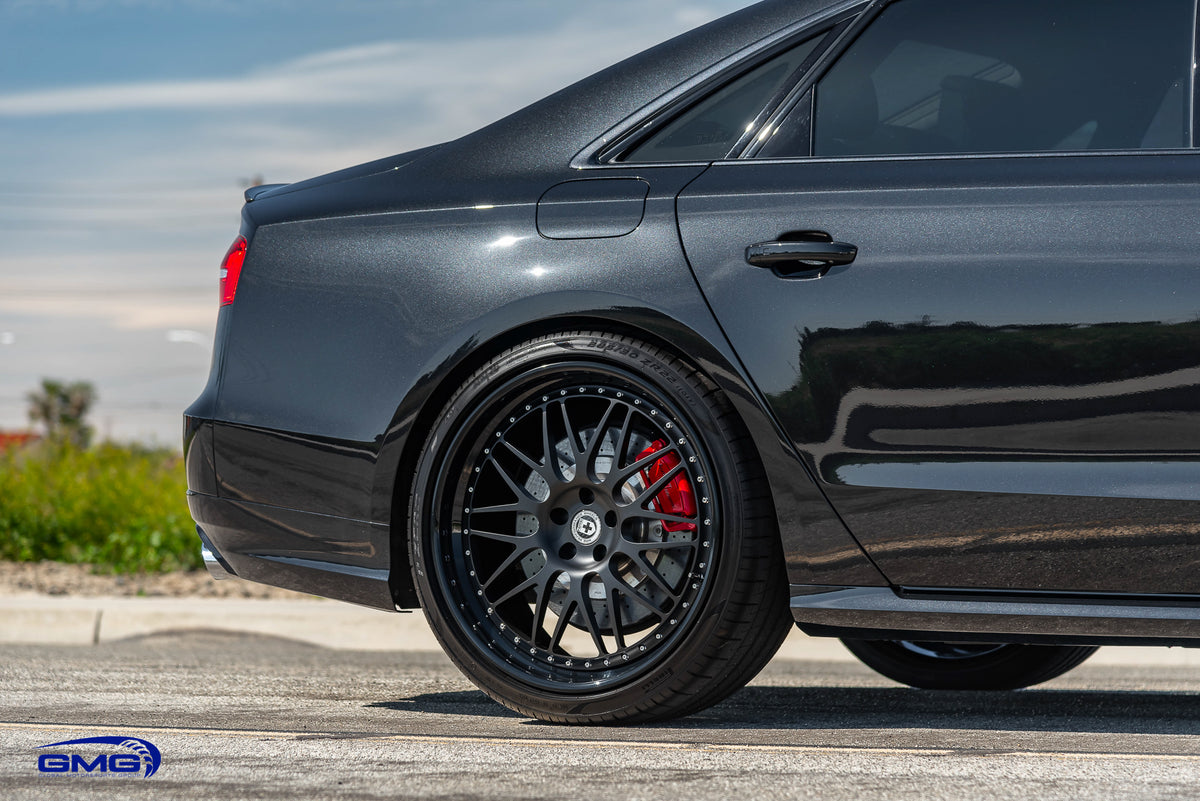 Audi S8