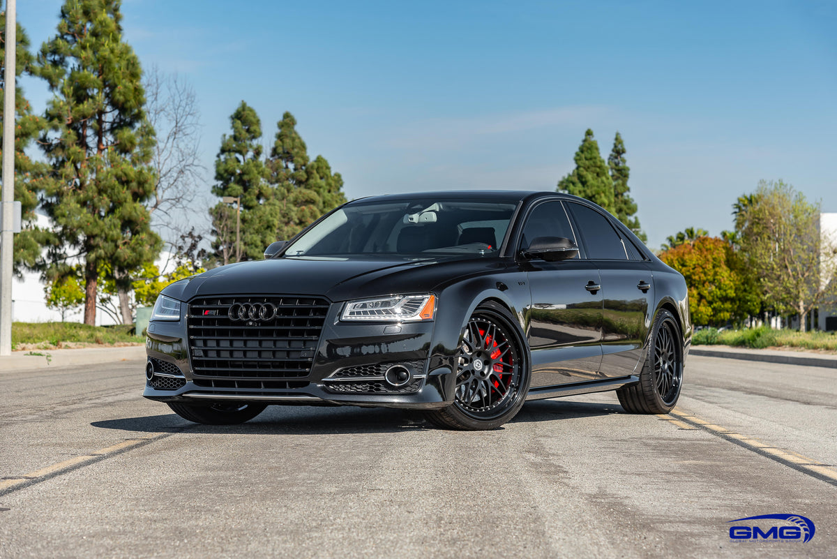 Audi S8