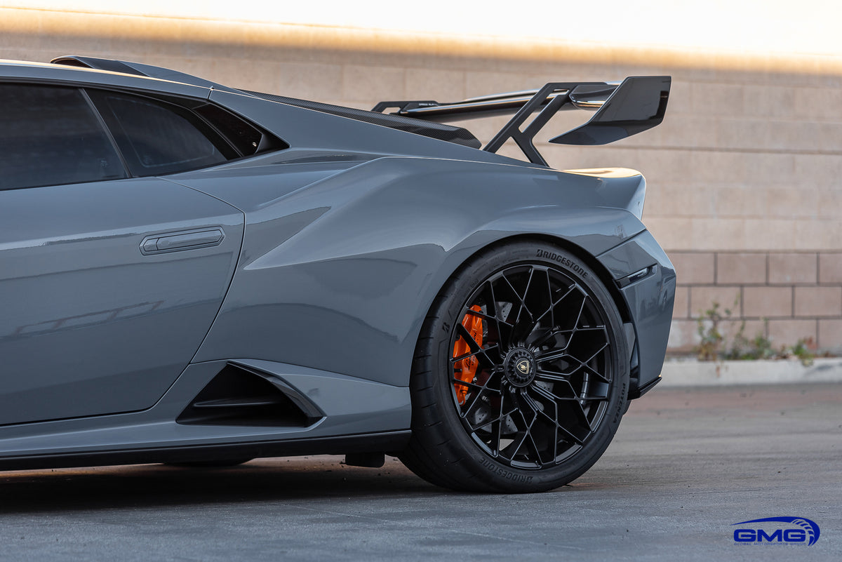 Lamborghini Huracan STO