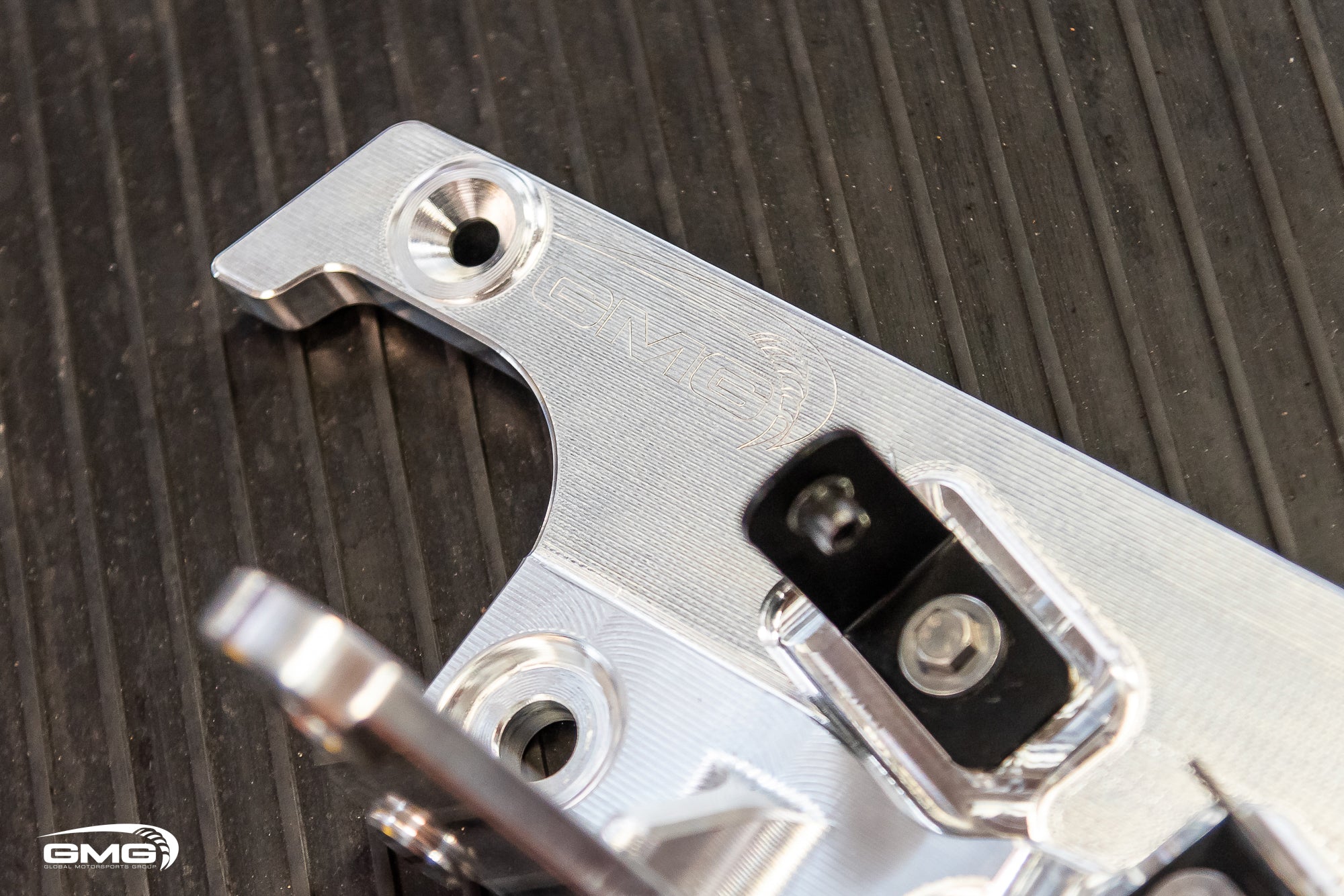 992 GT3 GMG Rear Wing Risers – gmgracing